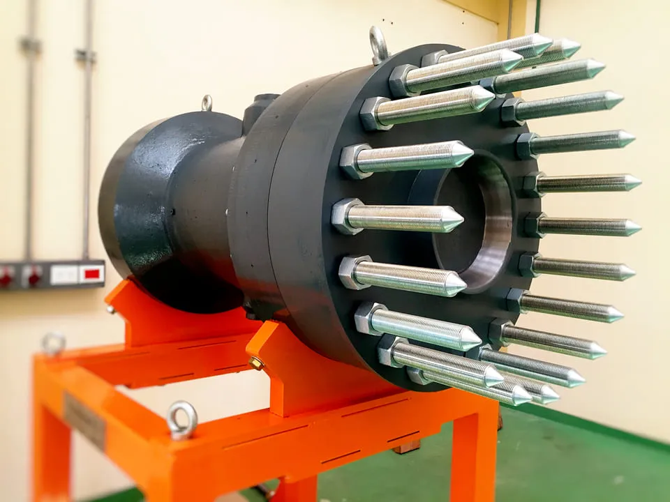 CAREM PLENUM CONSTRUCTION